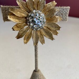 Signed Nettie Rosenstein Gold-Tone Rhinestone Sunflower Brooch, 1950s Couture